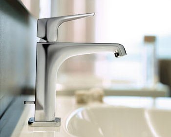 Armaturen bei Straka