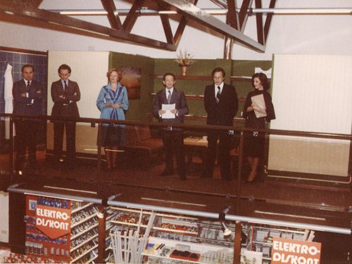 Straka Geschichte Eröffnung Hollabrunn