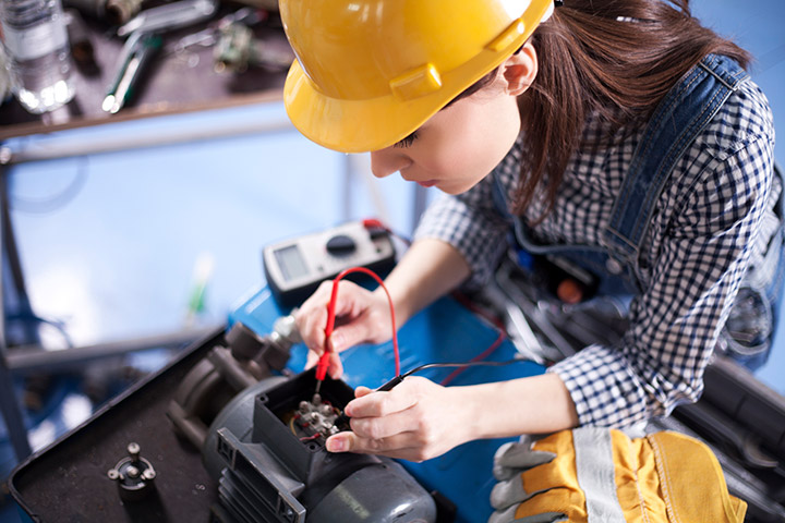 Lehre zum Elektroinstallationstechniker